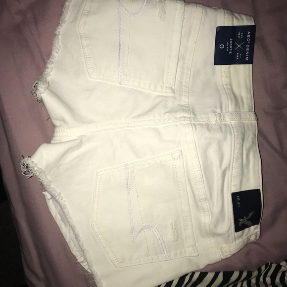 American Eagle jean shorts - Picture 4 of 6